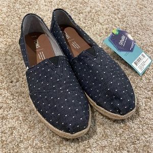 Tom’s Classic Black Dot Chambray Rope Sole Shoes - Women’s Size 8.5